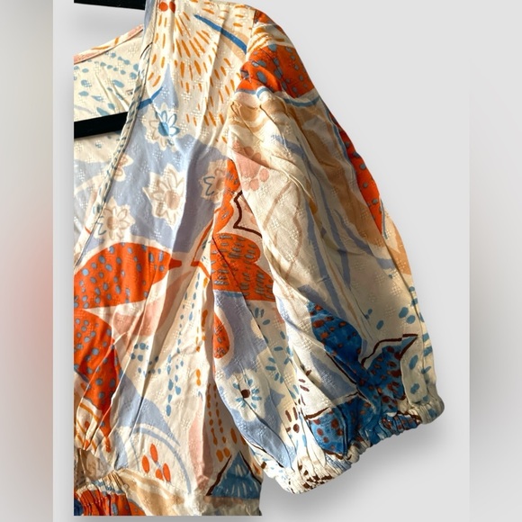 Band Of The Free Sky Blue Sand Floral Dress Size Small V-Neck & Puff Sleeve NWT - Picture 4 of 12